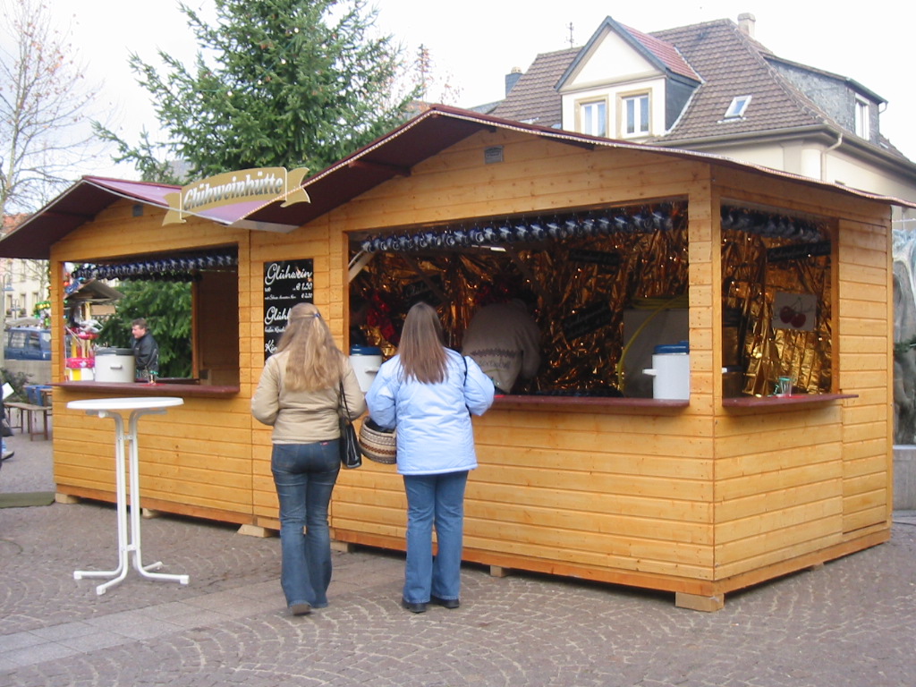 Weihnachtsmarkt Hütte 7m | Funtime Events - Hits for kids